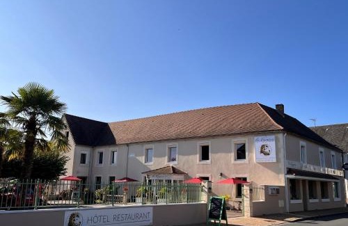 La Coquille Hotel | Logis Hôtel-Restaurant Les Voyageurs