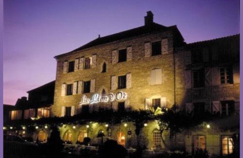 Gramat Hotel | Logis Hôtels - Hôtel et Restaurant Le Lion d'Or
