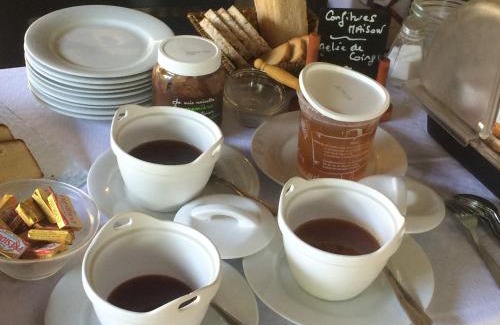 Albaron Hotel | Logis Hotel Restaurant Le Flamant Rose camargue