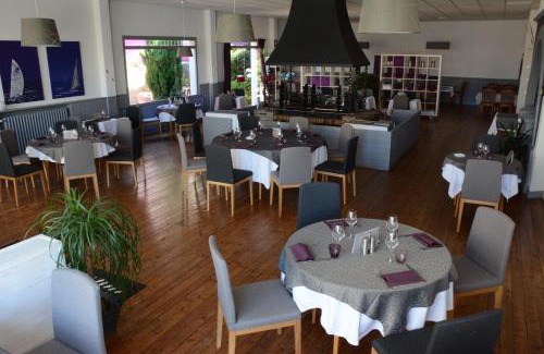 Saint-Brevin-les-Pins Hotel | Logis Le Petit Trianon