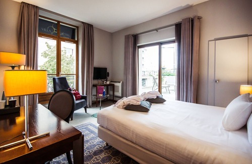 Bourges Hotel | Logis Villa C Hôtel