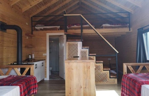 Tavas Hotel | LogNikfer Bungalows