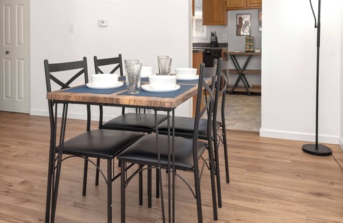 Highland House | LoHi Home – Walk to Dining, Large Backyard & BBQ!