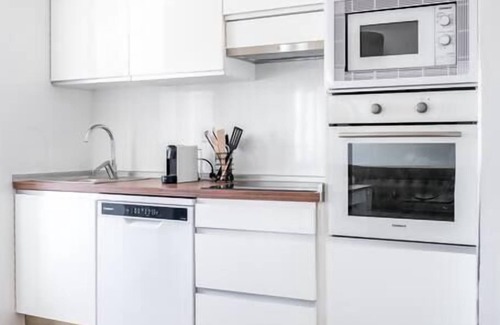 La Almozara Apartment | LOIRA NAVARRA 32: Modern and Cozy with Views