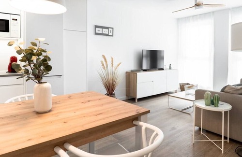La Paz Apartment | LOIRA PENSAMIENTO 2: Modern with Terrace and View