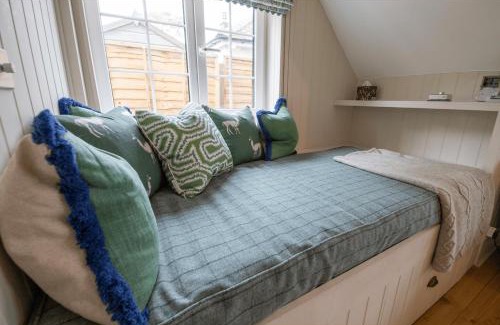 Icklesham House | Loke Cottage - Winchelsea Nr Rye