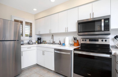 Honokowai Condo | Lokelani LOK-B201 by KBM