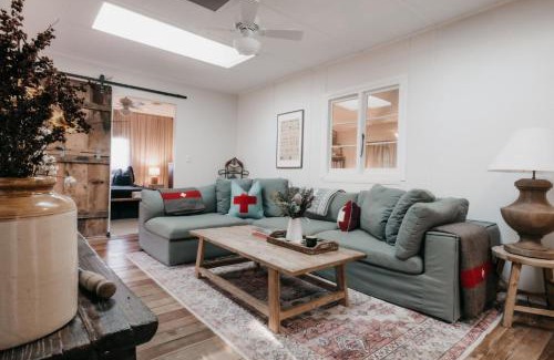 Adaminaby House | Lola Cottage