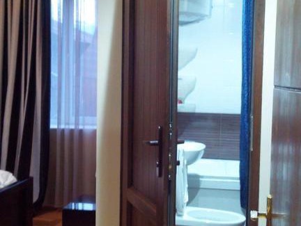Bagvdanari House | Lomari's Guest House