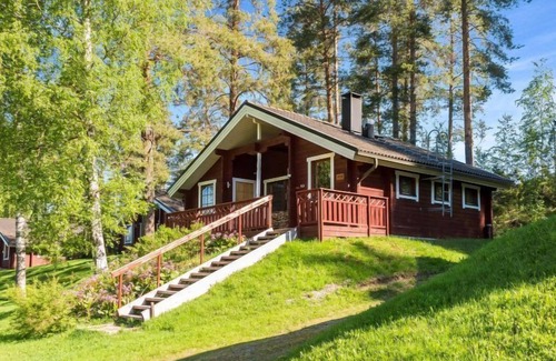 Tahkovuori House | Lomasyväri 806 by Interhome