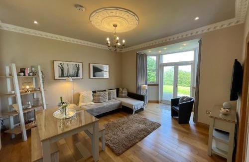 Arden Apartment | Lomond View