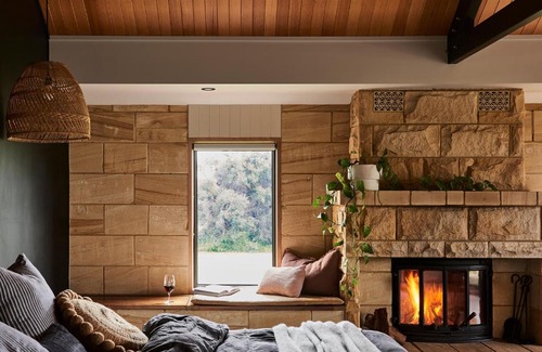 Point Lonsdale Hotel | Lon Retreat