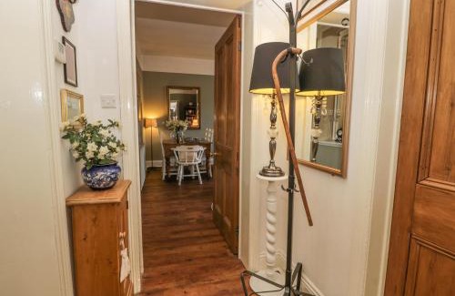 Scarborough House | Londesborough Cottage