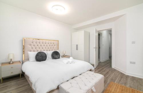 Kenton Apartment | London 1 bedroom flat 5 min from station!