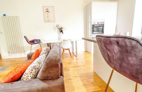 Greenwich Apartment | London 2-Bed Apartment in Herbert Road