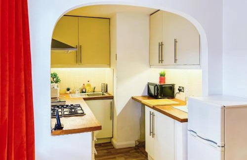 Sands End Apartment | London Central Apartment