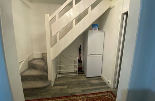Poplar House | London Charm - 3 Bedroom House Near Canary Wharf