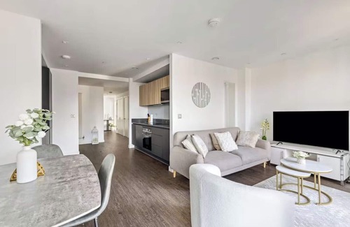 Docklands Apartment | London Gateway Apartment