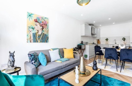 Hobbayne Apartment | London large luxury garden flat