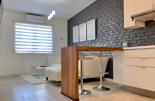 Juarez Municipality Apartment | London Loft