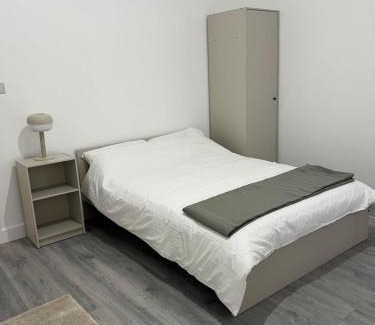 Highbury House | London rooms