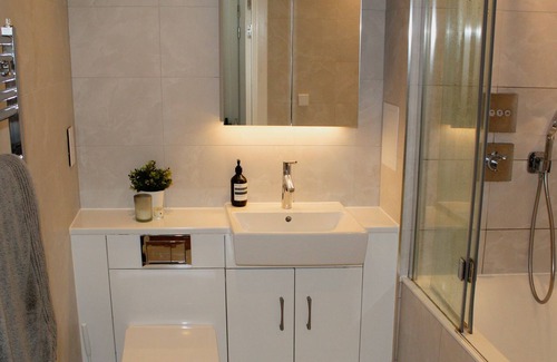 Golborne Apartment | Londwell - Luxury Notting Hill Balcony Flat