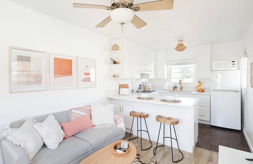 North Long Beach Apartment | Long Beach Retreat - Private back house with AC, Air Purifiers, & Soft Water