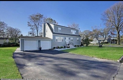 Long Branch House | Long Branch/Pier Village Escape