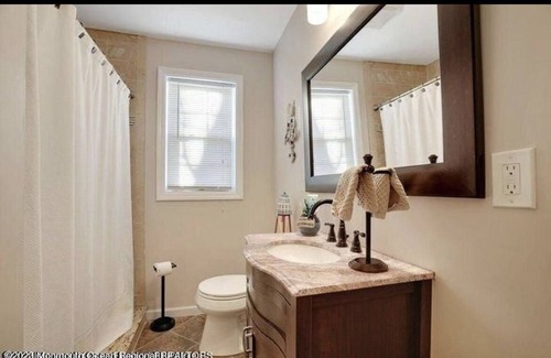Long Branch House | Long Branch/Pier Village Escape