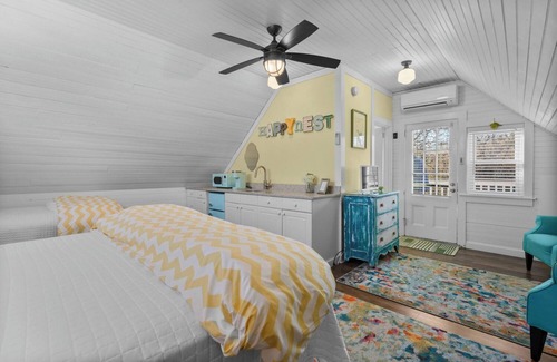 Centerville Bed & Breakfast | Long Dell Inn