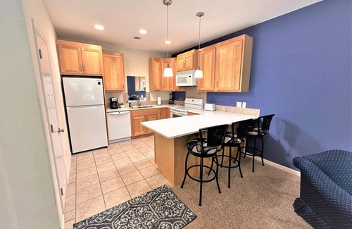 Phillips Condo | Long Lake North Periwinkle | 4 Bed, 2 Bath