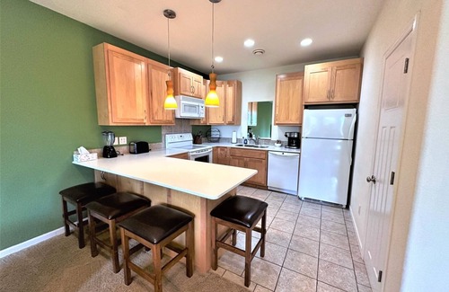 Phillips Condo | Long Lake North Pine Ridge | 4 Bed, 2 Bath