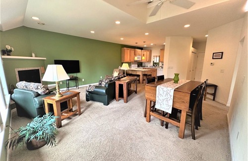 Phillips Condo | Long Lake North Pine Ridge | 4 Bed, 2 Bath