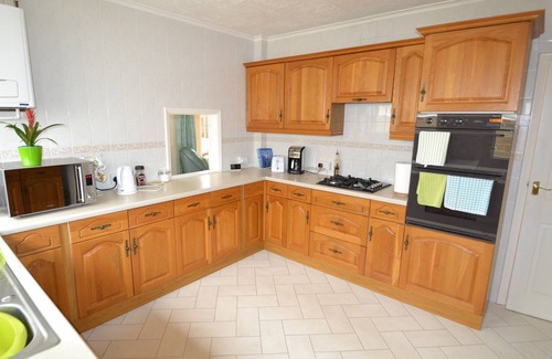 Bembridge Cottage | Long Ledge - a house that sleeps 6 guests in 3 bedrooms
