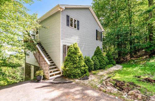 Beech Mountain House | Long Range Retreat