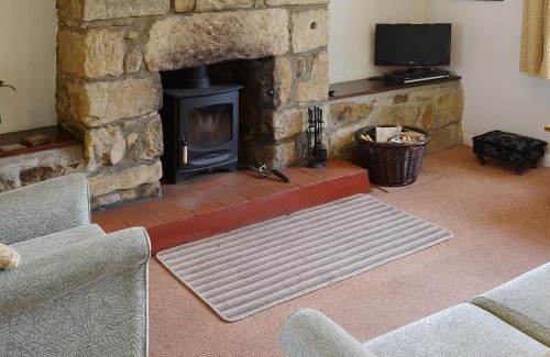 Hinderwell House | Long Row