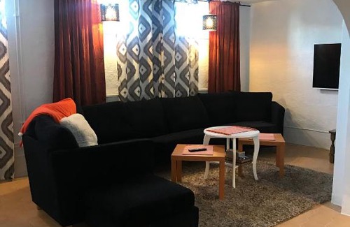 Torsaker Hotel | Long/Short Stay Högalid