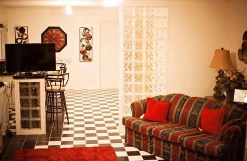 Bal Habor House | Long Term Corporate Rental Near I-75 & Downtown 'nooga (Special Spring Rates)