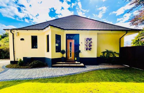 Ayr House | Longbank Luxury Lets