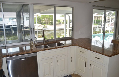 Longboat Key House | Longboat Key Waterfront 3BR house w/Pool in most desirable Country Club Shores