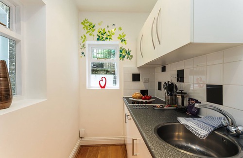 Earl's Court Apartment | Longridge Road Apartments