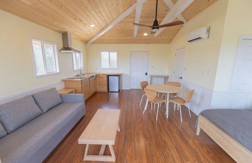 Rogers Cabin | 'Longspur' - One of our cute and tidy Lookout Cabins