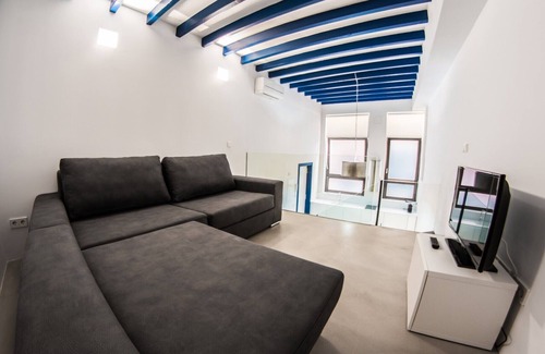 La Llotja-Born Apartment | Lonja Suites 1 Blue