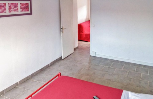 Reauville Apartment | Look forward to a wonderful vacation close to nature in this vacation apartment.