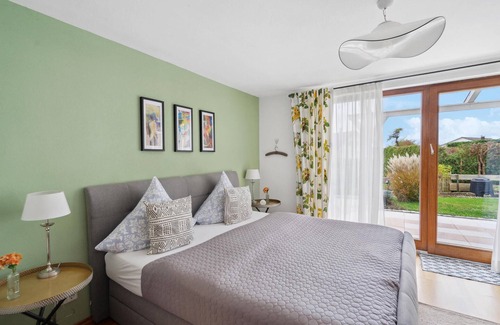 Hergatz Apartment | Look forward to a wonderful break from everyday life in this vacation apartment.