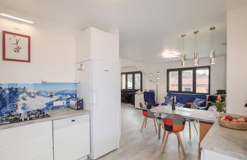 Saint-Romans House | Look forward to spending your vacation in this vacation home with outdoor hot tub.