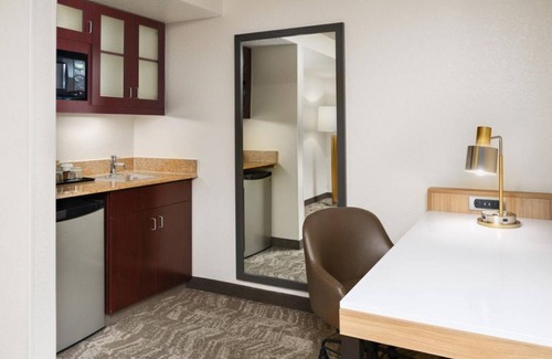 Southeast Houston House | Look No Further! FREE Parking and On-site Pool, Near Gulfgate Shopping Center!
