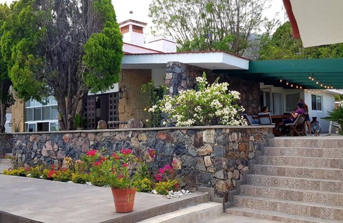 Ajijic House | Looking for the perfect escape from the city? This STUNNING lake home just hit the HOMEAWAY market and is only a few hrs. away your place.