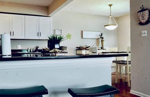 Southend House | Looking for Winter Tenant.Relaxing Beach House Close to CoveBeach. Pet Friendly.