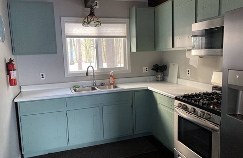 Gaylord House | Looking to get away this fall? Come enjoy the Lake House!